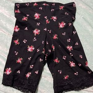 Women’s biker shorts